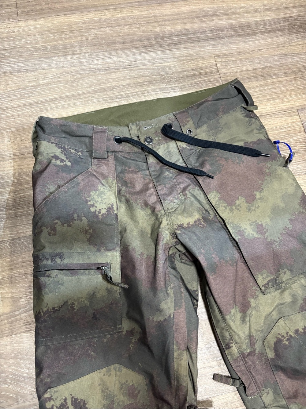 BURTON DRYRIDE Camo Snowboard Pants Ski Pants Size S - Picture 2 of 9